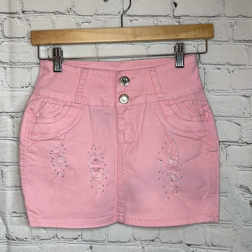 Silver Diva Pink Micro Mini Distressed Skirt Rhinestones Push up Jean Skirt‎
